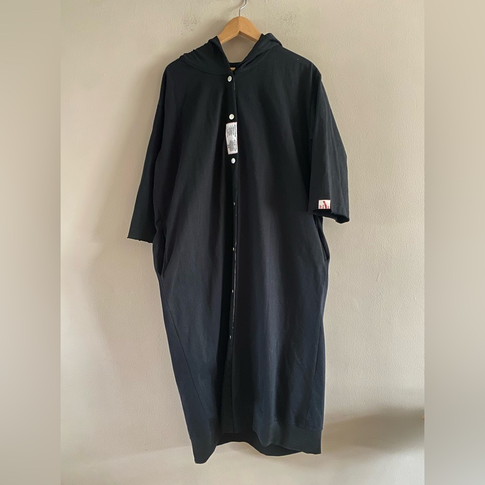 SLK505 Studios Korea Black Hooded Long Snap Jacket Street Style City Fashion XL?